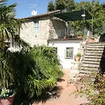 팜스테이 Borgo Medievale Di Poggio Pieve Relais, Food & Art *