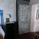 Borgo Medievale Di Poggio Pieve Relais, Food & Art * 칼렌자노