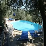 Borgo Medievale Di Poggio Pieve Relais, Food & Art 팜스테이 칼렌자노