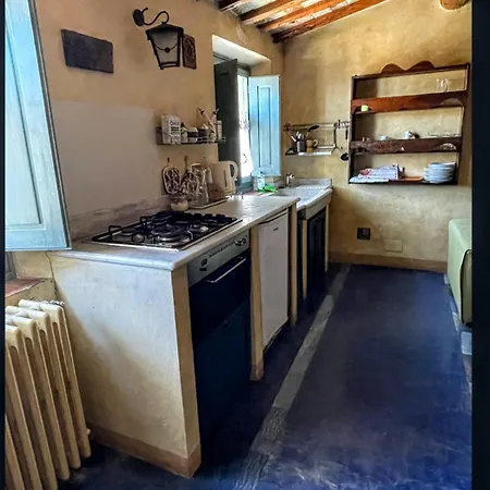 Borgo Medievale Di Poggio Pieve Relais, Food & Art Çiftlik konaklama