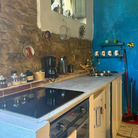 Borgo Medievale Di Poggio Pieve Relais, Food & Art