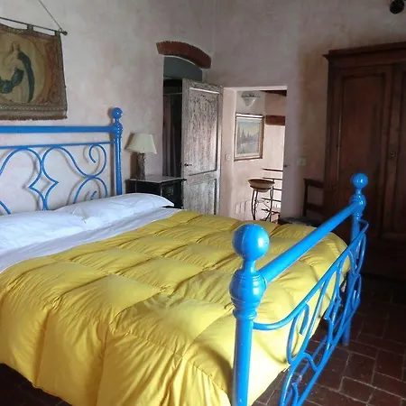 Borgo Medievale Di Poggio Pieve Relais, Food & Art Çiftlik konaklama *