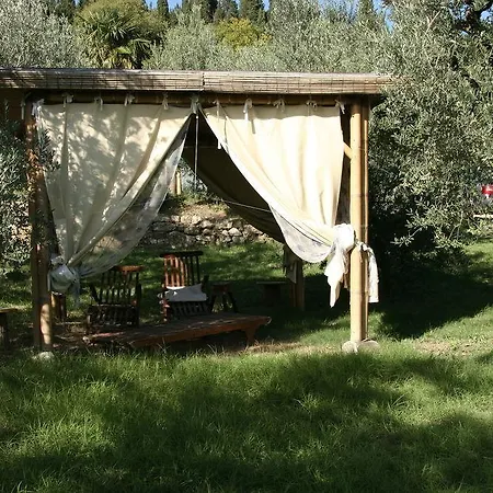 Borgo Medievale Di Poggio Pieve Relais, Food & Art *