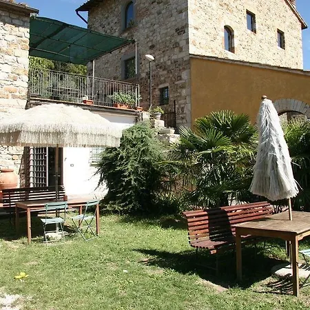 Borgo Medievale Di Poggio Pieve Relais, Food & Art Çiftlik konaklama